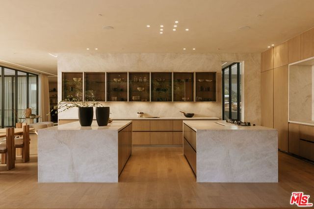 510 N Alpine Drive, Beverly Hills, CA 90210