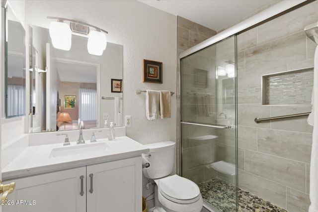 501 W TONOPAH Drive 6, Phoenix, AZ 85027