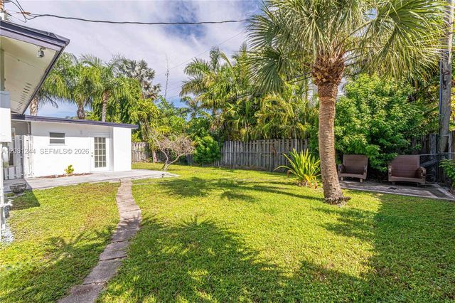731 NE 16th St, Fort Lauderdale, FL 33304