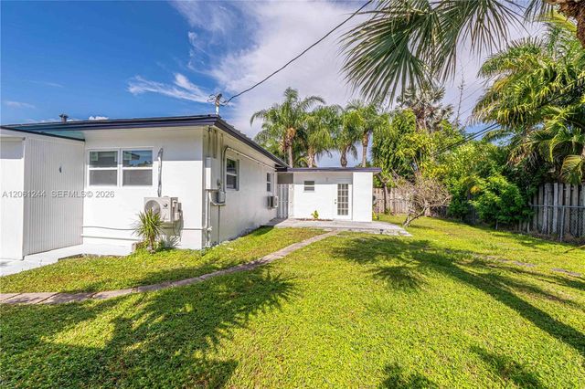 731 NE 16th St, Fort Lauderdale, FL 33304