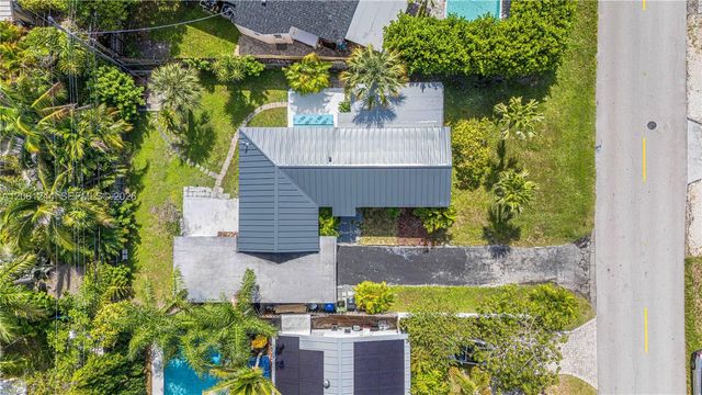 731 NE 16th St, Fort Lauderdale, FL 33304