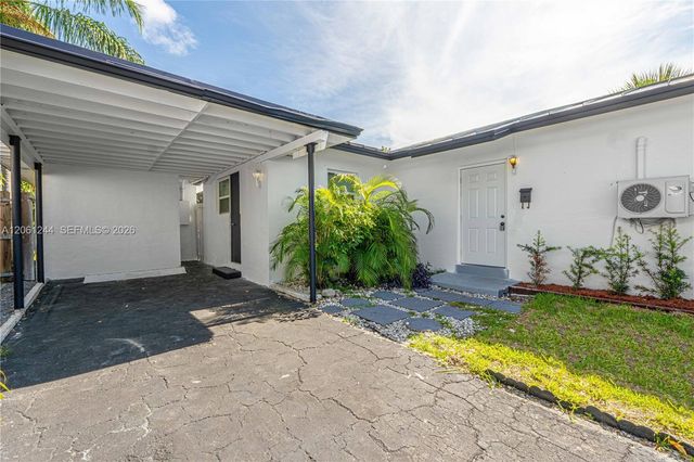 731 NE 16th St, Fort Lauderdale, FL 33304