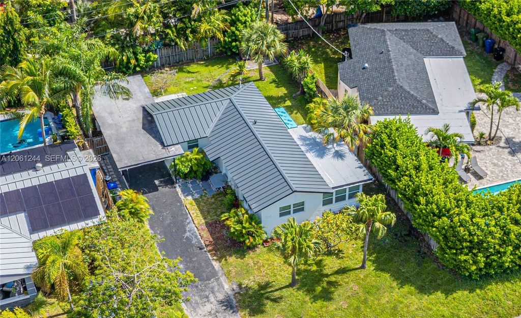 731 NE 16th St, Fort Lauderdale, FL 33304