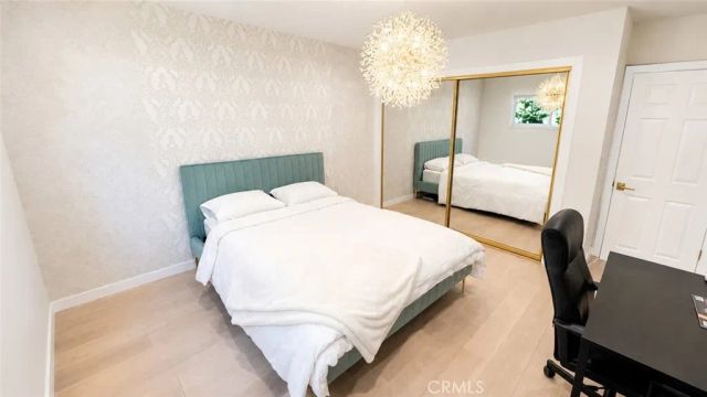 1233 N Laurel 211, West Hollywood, CA 90046
