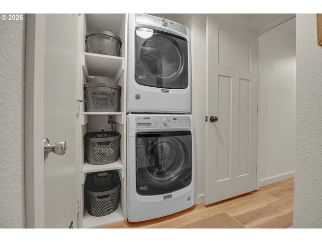 4215 Se ALTHAUS Cir, Troutdale, OR 97060