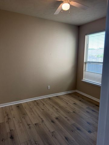12918 Fenland Field Lane, Houston, TX 77047