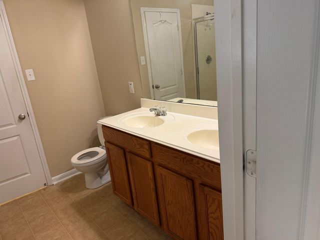 12918 Fenland Field Lane, Houston, TX 77047