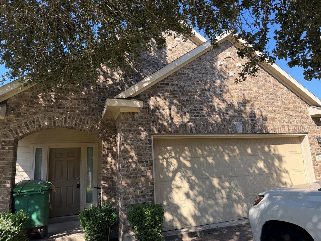 12918 Fenland Field Lane, Houston, TX 77047
