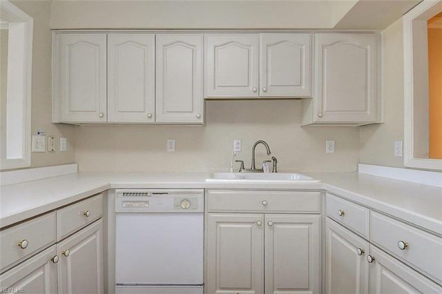 3555 Sir Wilfred PL, Virginia Beach, VA 23452
