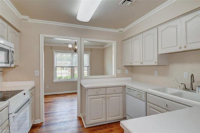 3555 Sir Wilfred PL, Virginia Beach, VA 23452