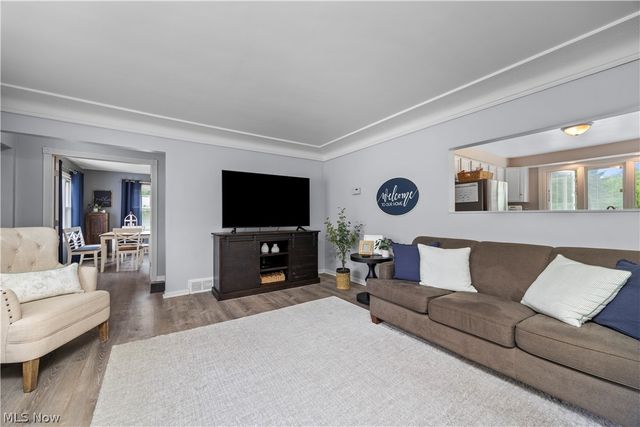 11492 Ridge Road, North Royalton, OH 44133