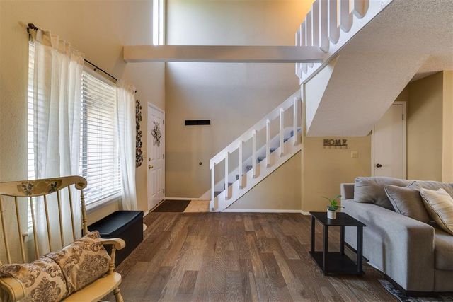 9713 Hefner Village Boulevard, Oklahoma City, OK 73162