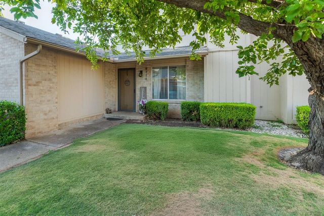 9713 Hefner Village Boulevard, Oklahoma City, OK 73162