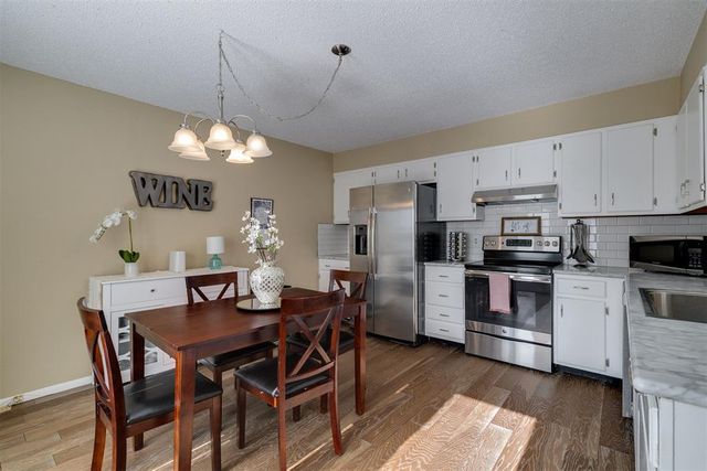9713 Hefner Village Boulevard, Oklahoma City, OK 73162