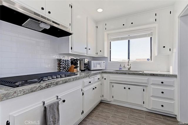 1208 10th Street, Hermosa Beach, CA 90254