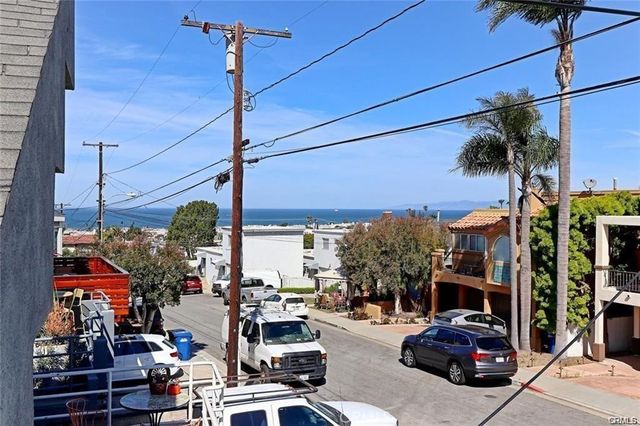 1208 10th Street, Hermosa Beach, CA 90254