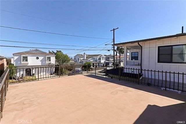 1208 10th Street, Hermosa Beach, CA 90254