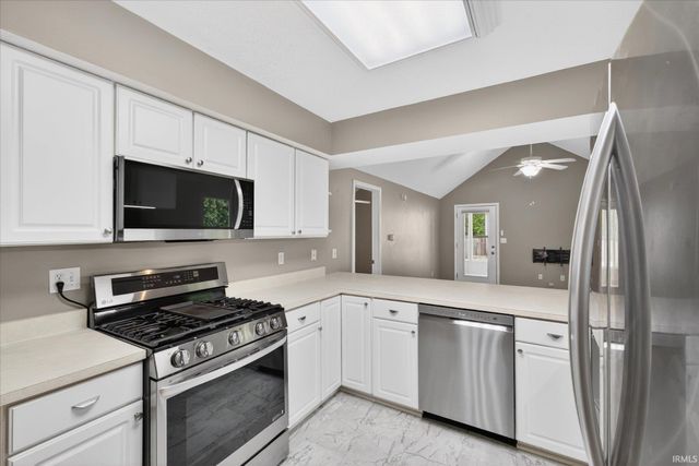 424 W Somersbe Place, Bloomington, IN 47403