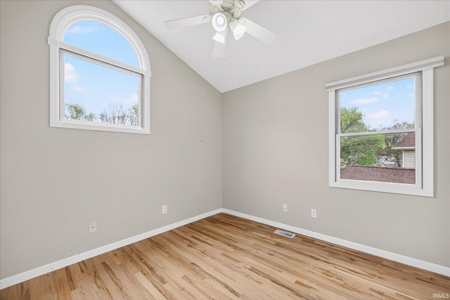 424 W Somersbe Place, Bloomington, IN 47403