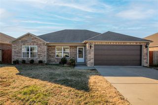 4307 SW Comstock Avenue, Bentonville, AR 72713