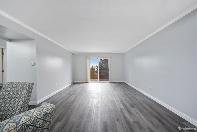 1740 Fort Street 36, Trenton, MI 48183