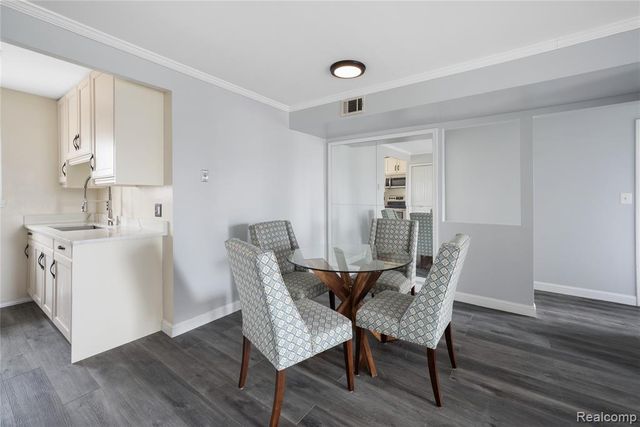 1740 Fort Street 36, Trenton, MI 48183