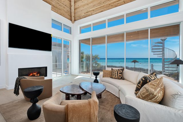 40 Jasmine Circle, Santa Rosa Beach, FL 32459