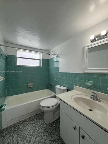 3100 W Flagler St 312, Miami, FL 33135