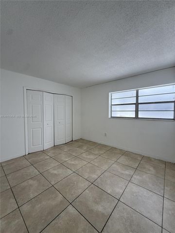 3100 W Flagler St 312, Miami, FL 33135