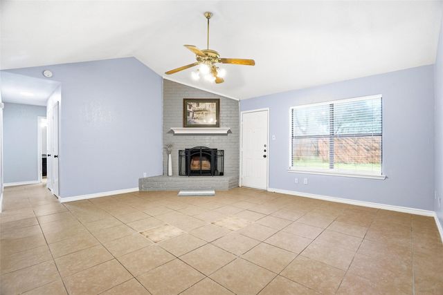 416 Colonial Place, Everman, TX 76140