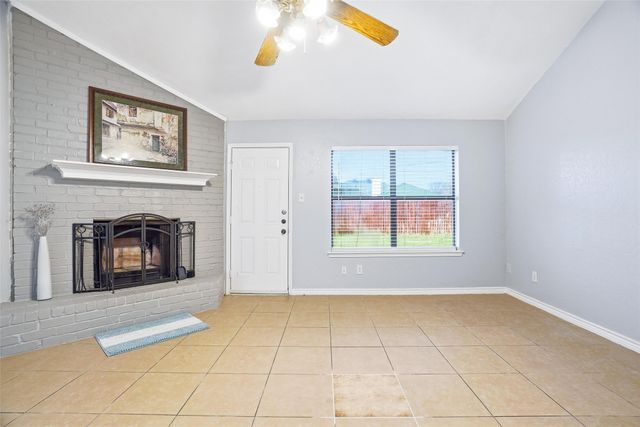 416 Colonial Place, Everman, TX 76140