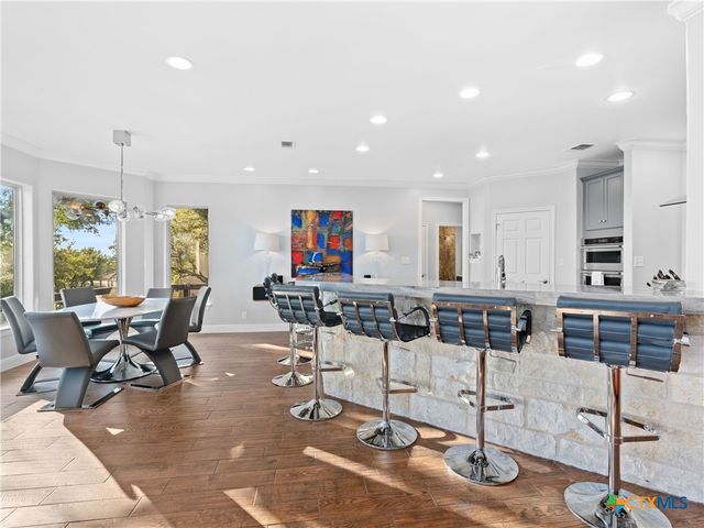 110 Kingsbury, Canyon Lake, TX 78133