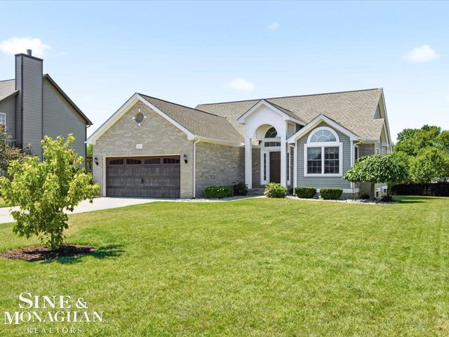 4118 Aspen Cir Circle, Grand Blanc Twp, MI 48439