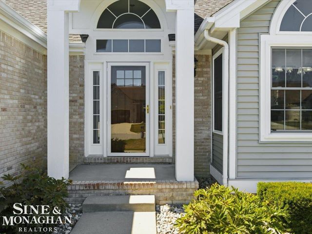 4118 Aspen Cir Circle, Grand Blanc Twp, MI 48439
