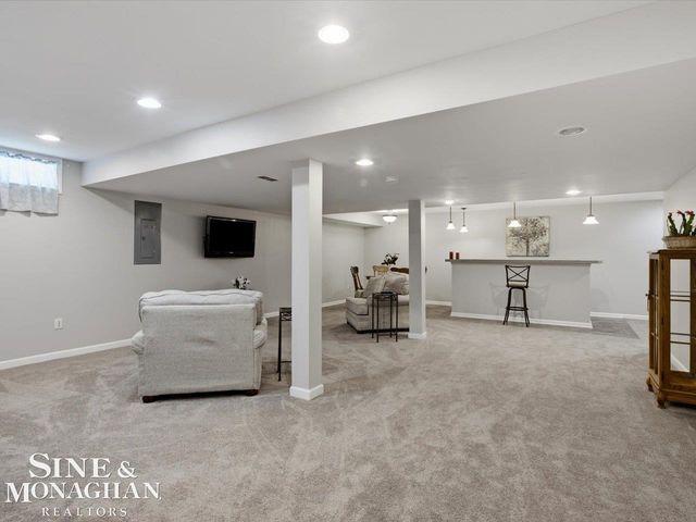 4118 Aspen Cir Circle, Grand Blanc Twp, MI 48439