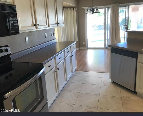 6334 W POTTER Drive, Glendale, AZ 85308