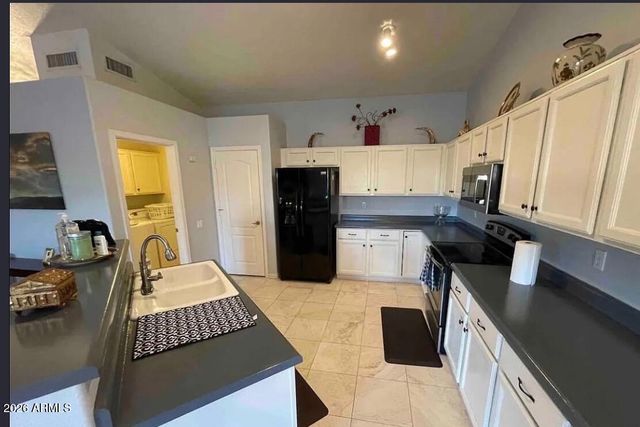 6334 W POTTER Drive, Glendale, AZ 85308