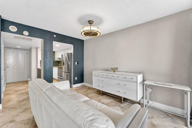 470 3RD STREET S 318, St Petersburg, FL 33701