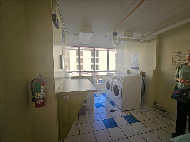 470 3RD STREET S 318, St Petersburg, FL 33701