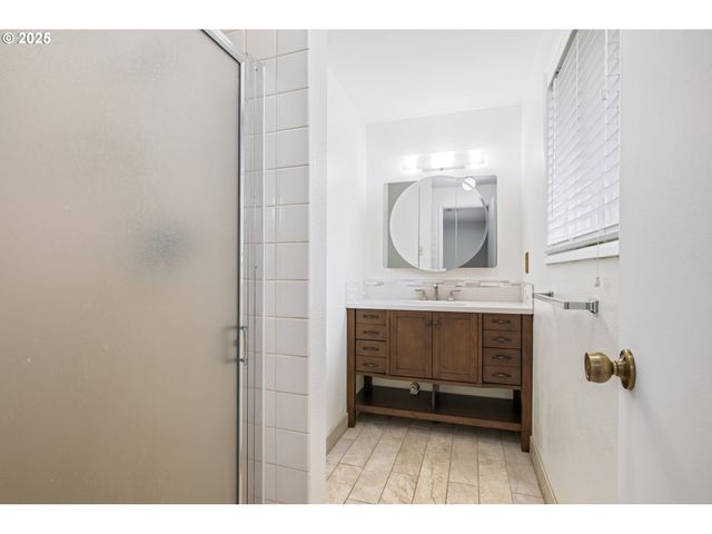 10207 Ne 43RD Ave, Vancouver, WA 98686