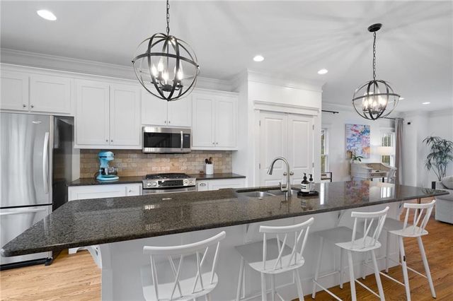 1343 Oakview Road, Decatur, GA 30030