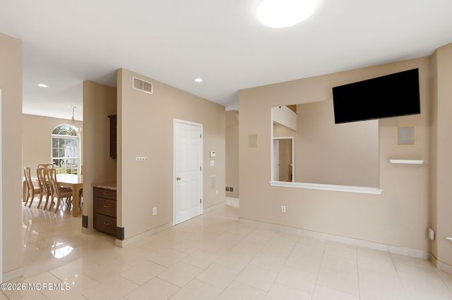 3 Short Hills Boulevard, Jackson, NJ 08527