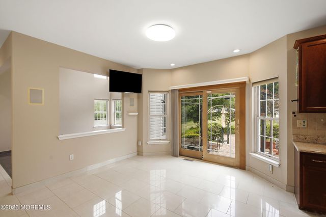 3 Short Hills Boulevard, Jackson, NJ 08527