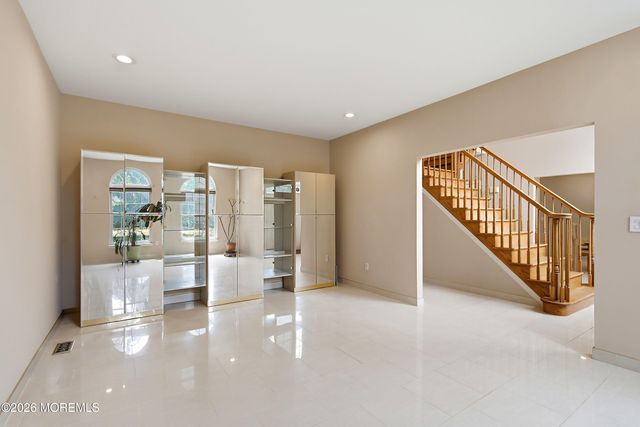 3 Short Hills Boulevard, Jackson, NJ 08527