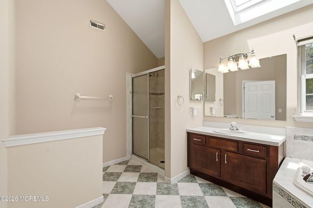3 Short Hills Boulevard, Jackson, NJ 08527