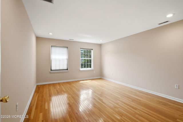 3 Short Hills Boulevard, Jackson, NJ 08527