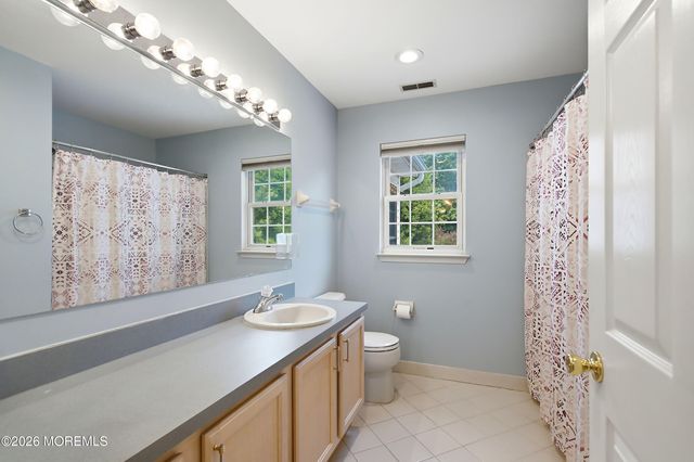 3 Short Hills Boulevard, Jackson, NJ 08527