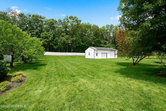 3 Short Hills Boulevard, Jackson, NJ 08527