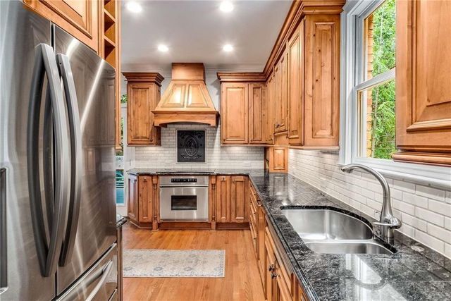 448 Ivy Park Ln Lane NE, Atlanta, GA 30342