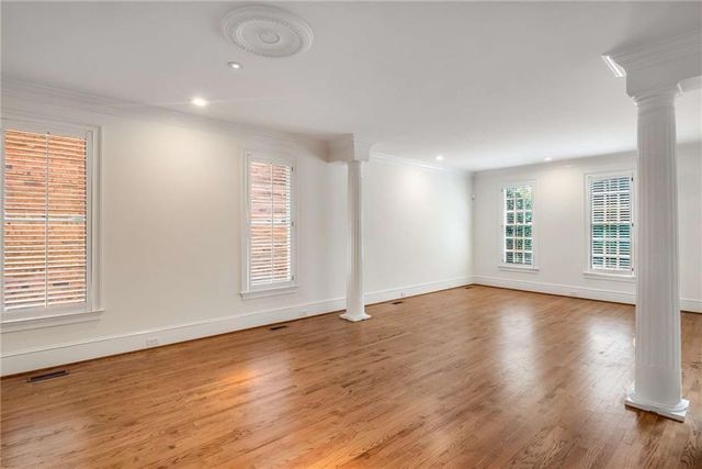 448 Ivy Park Ln Lane NE, Atlanta, GA 30342